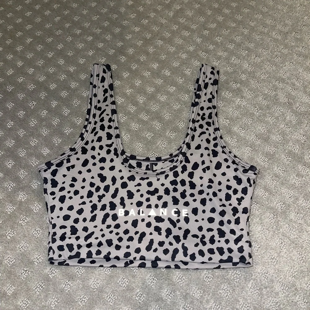 Balance Athletica bundle - Picture 5 of 6